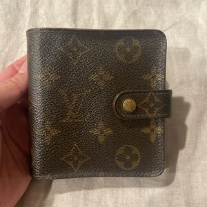 Vintage LV wallet